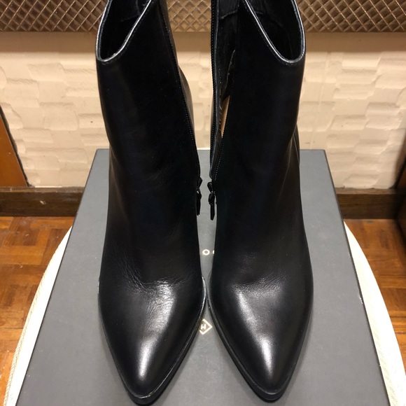 Halogen Bergen Size 8 booties - Picture 3 of 7